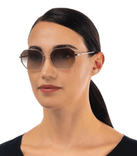 画像をギャラリービューアに読み込む, SPLF35 550301_03